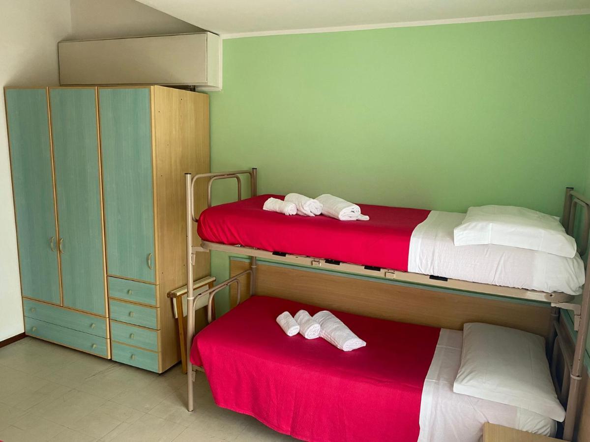 Hotel Barbiani ริชโชเน ภายนอก รูปภาพ