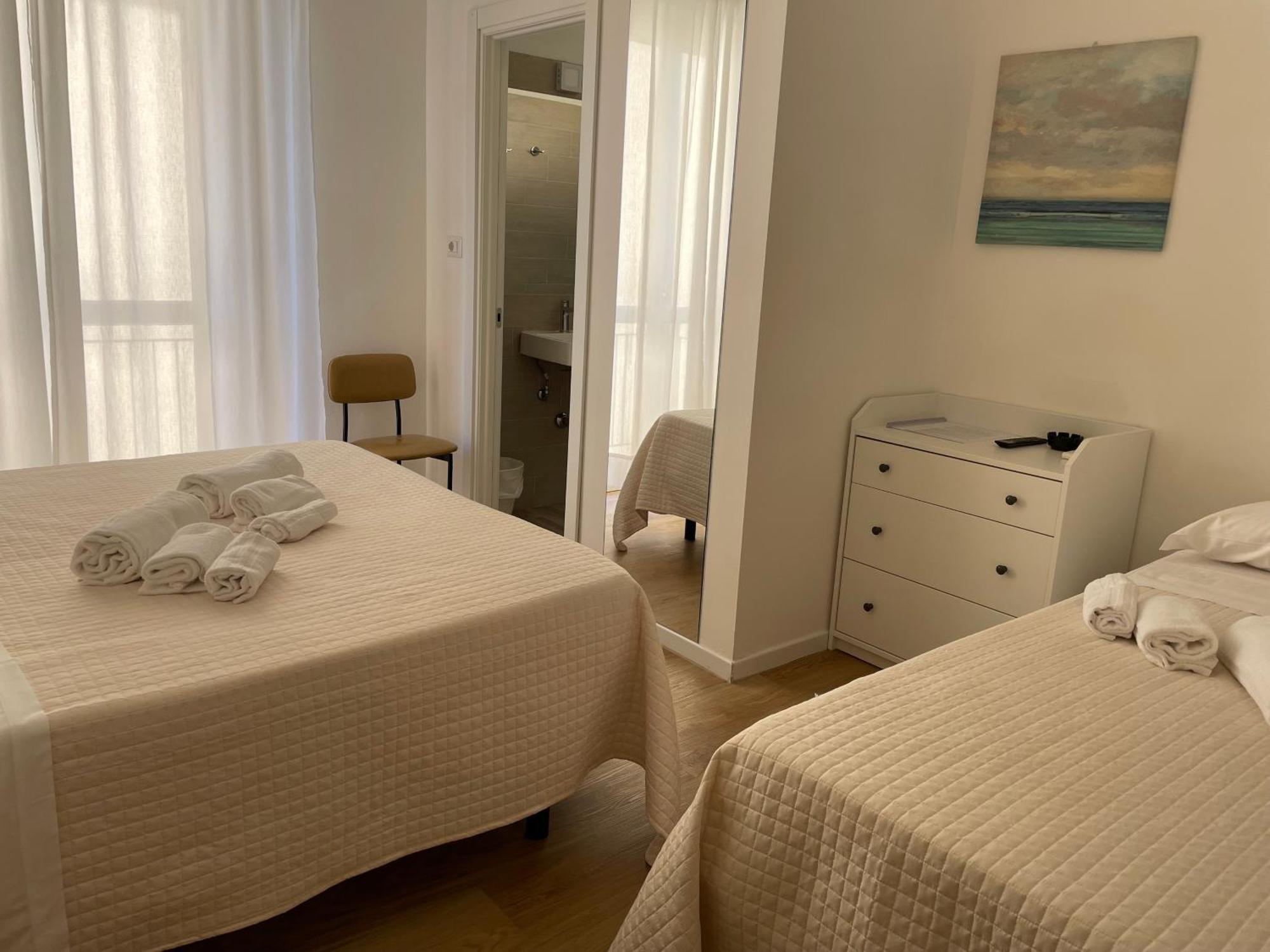 Hotel Barbiani ริชโชเน ภายนอก รูปภาพ